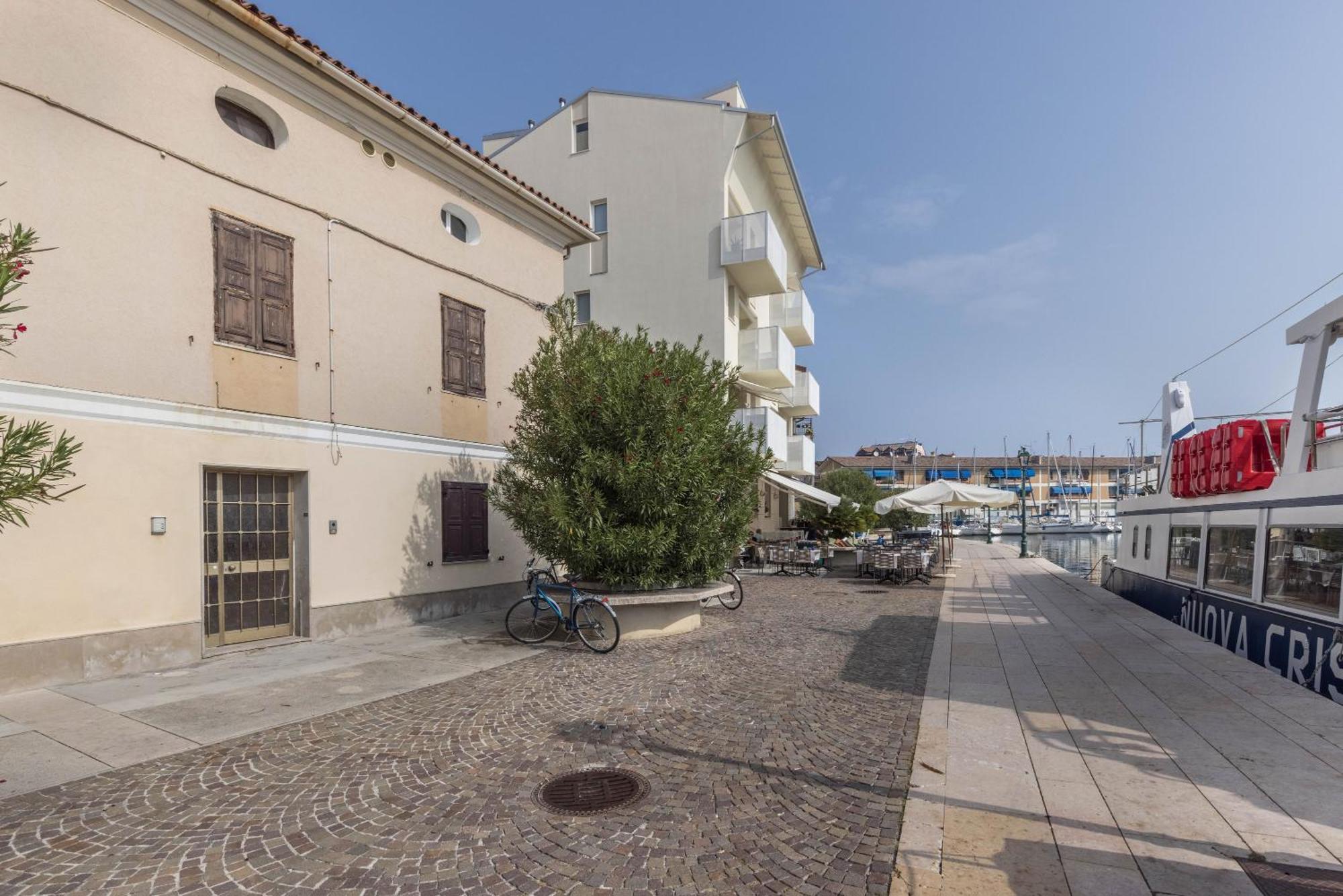 Appartamento Al Porticciolo Grado Exterior photo